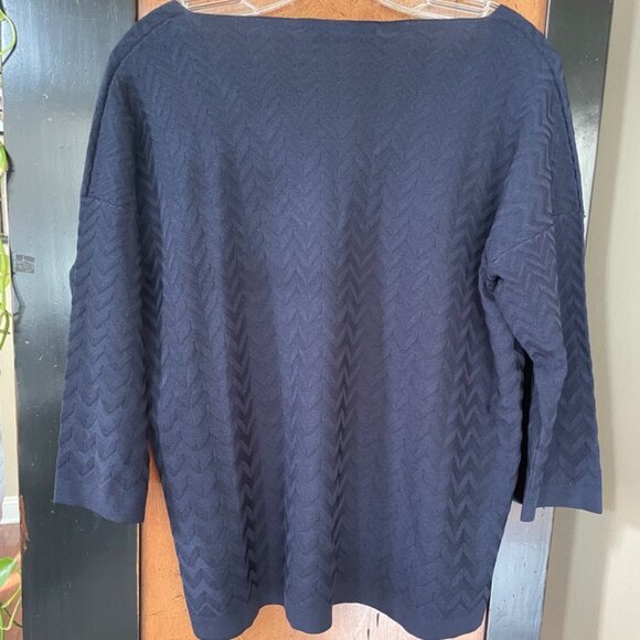 D. Exterior Navy Blue Tonal Chevron Jacquard V-Neck Boxy Tee sz S - Picture 4 of 4
